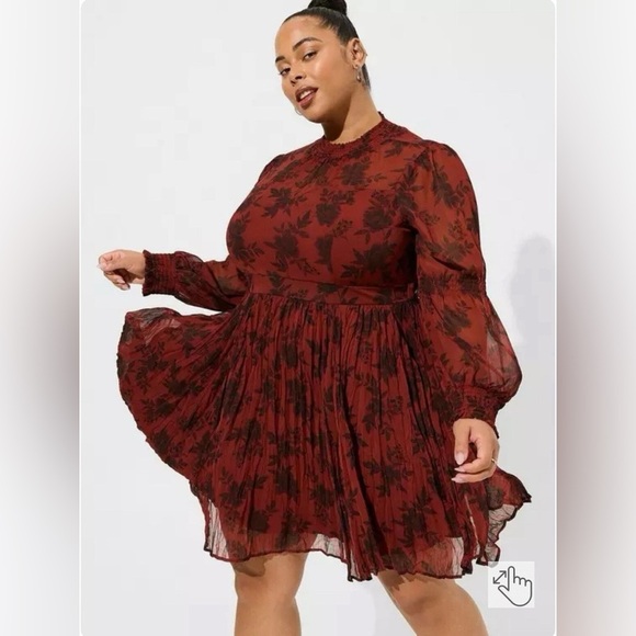 torrid Dresses & Skirts - Torrid Burgundy Floral Long Sleeve Dress Mini Turtleneck Chiffon Crinkle Dress 2